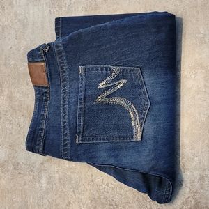Maurices jeans